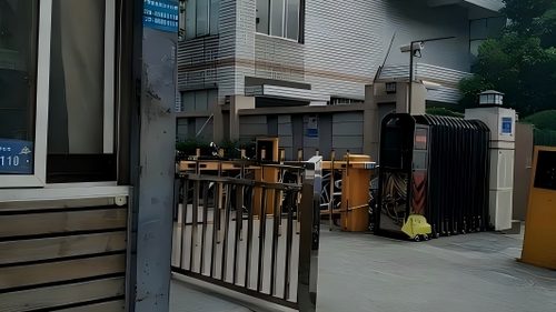 中和警官公寓 电梯维保服务项目实景