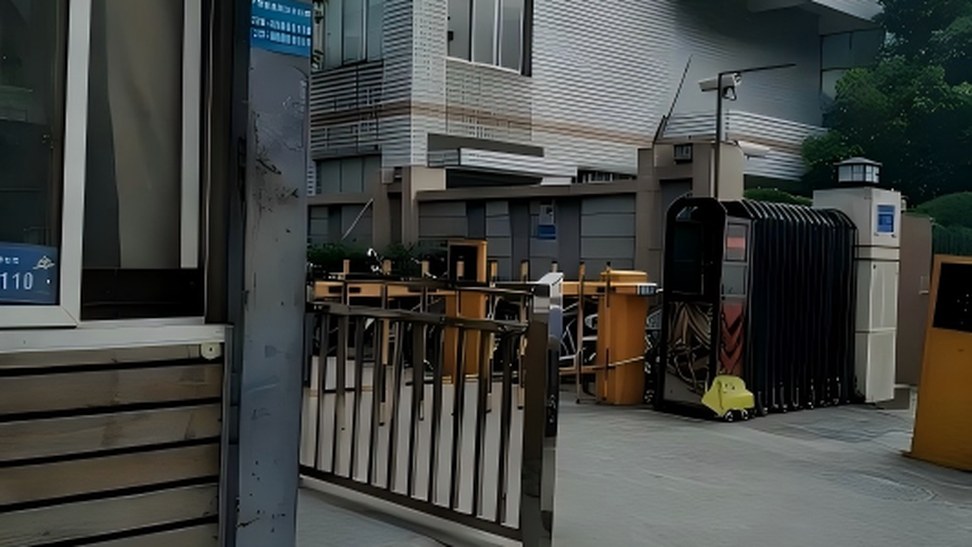 中和警官公寓 电梯维保服务项目实景照片